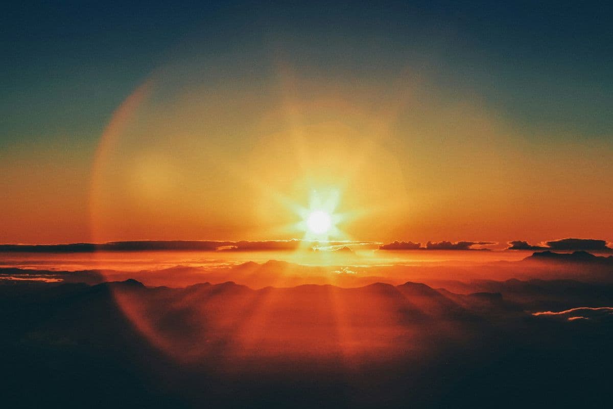 Sunday’s hidden astrology meaning: The sun’s role in confidence and spiritual reset