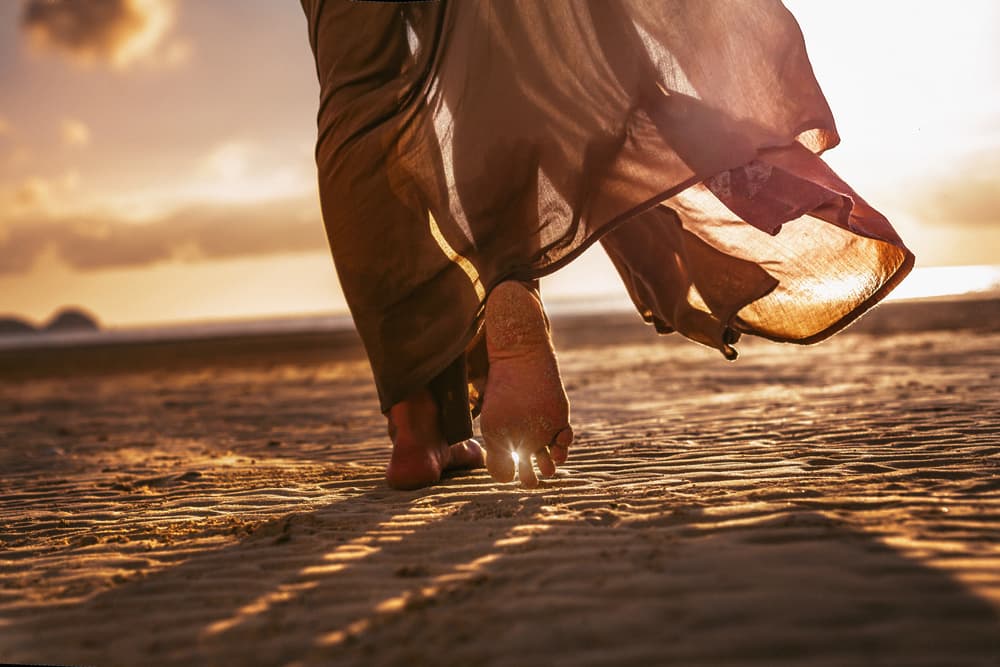Go Barefoot Day: Grounding Rituals & Tips To Reconnect with Bhumi Devi