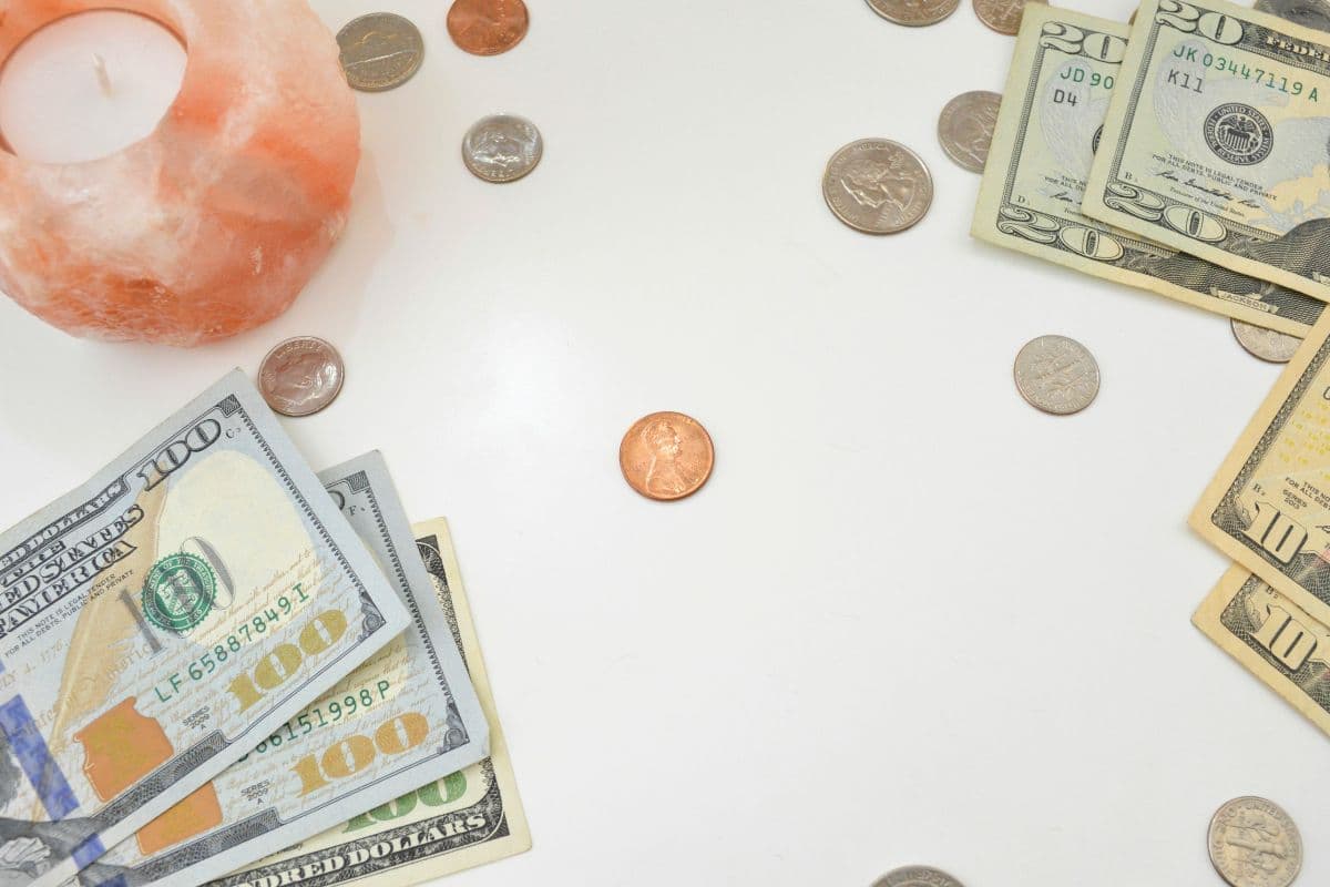 November 2025 Wealth Horoscope: Which signs will earn big this month?