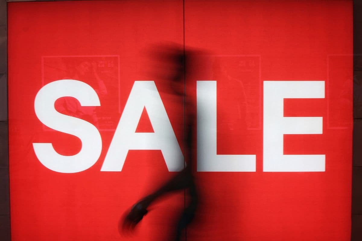 Sale season confusion? Astrology reveals how you can spend smart