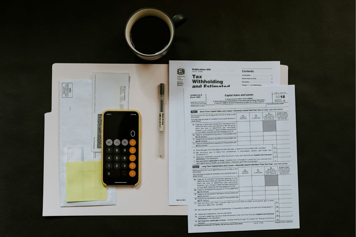 Weekly Money Horoscope Jan 26 to Feb 1, 2026: Where to save, spend and secure gains